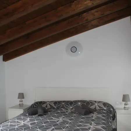 Apartamentos Patas Y Patetas Tragacete Exterior foto