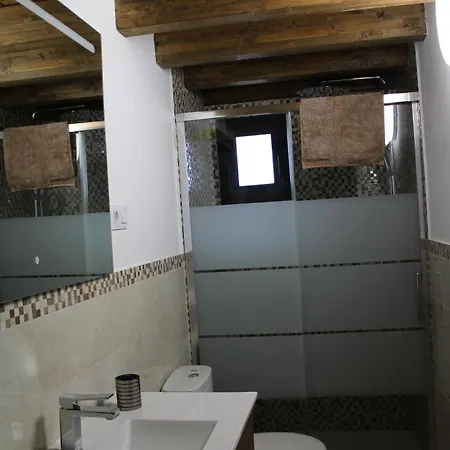 Apartamentos Patas Y Patetas Tragacete Exterior foto